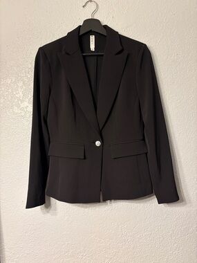 Mural Women's Black Single-Button Tailored Blazer